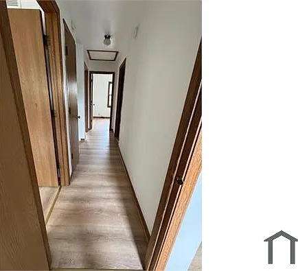 324 N Jackson St — Photo 11