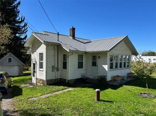 14381 Baldwin St, Meadville, PA 16335