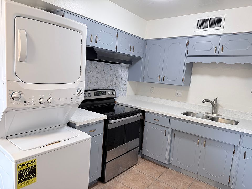 1st image of 729 W Ray Rd APT D