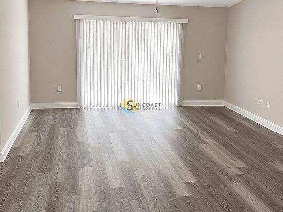 3rd image of 2833 Whaling Rd