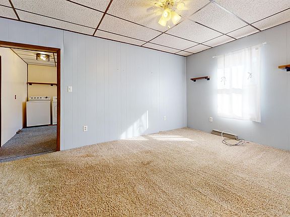 5th image of 1365 Chestnut St