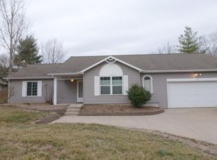 3508 Chapel Hill Rd, Columbia, MO 65203