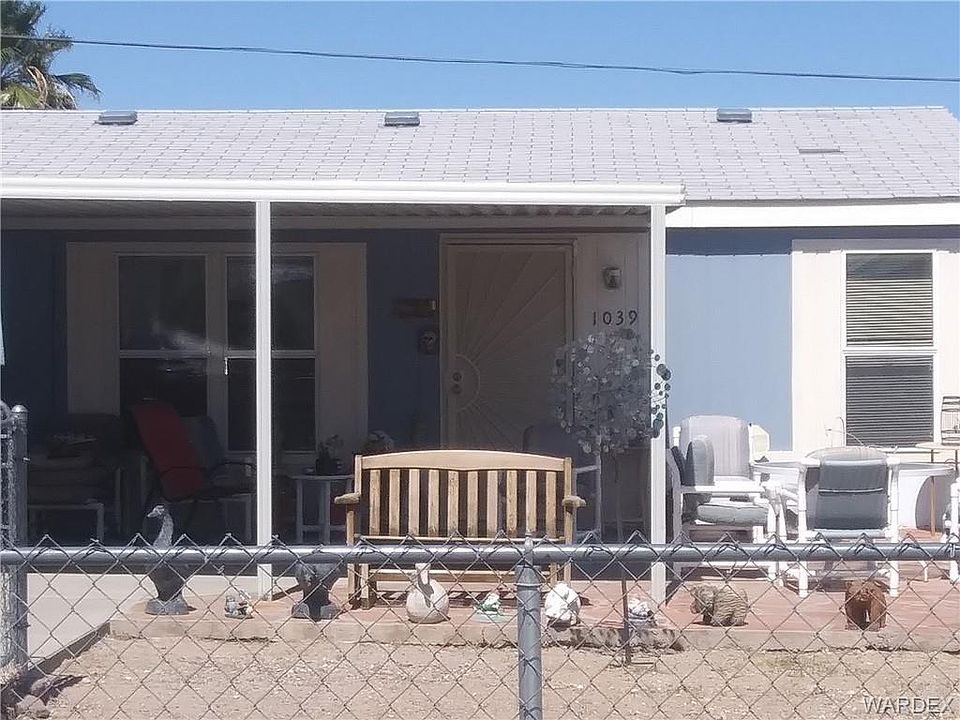 1st image of 1039 Holly St