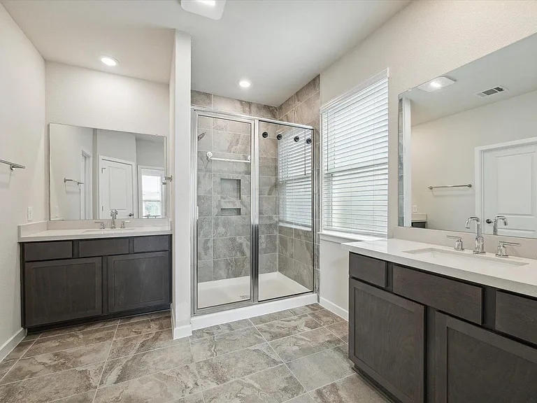 9219 Edgeberry Dr — Photo 15