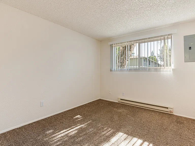 Country Meadows Estates — Photo 24