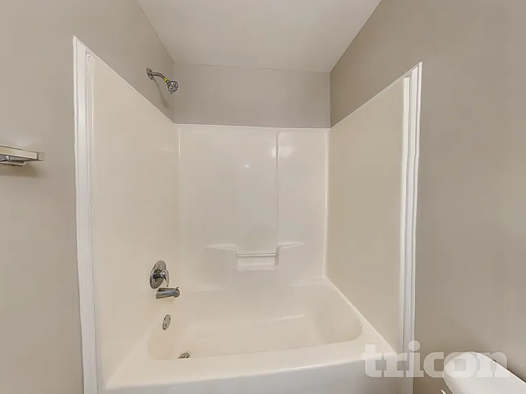 209 Arbor Dr — Photo 13