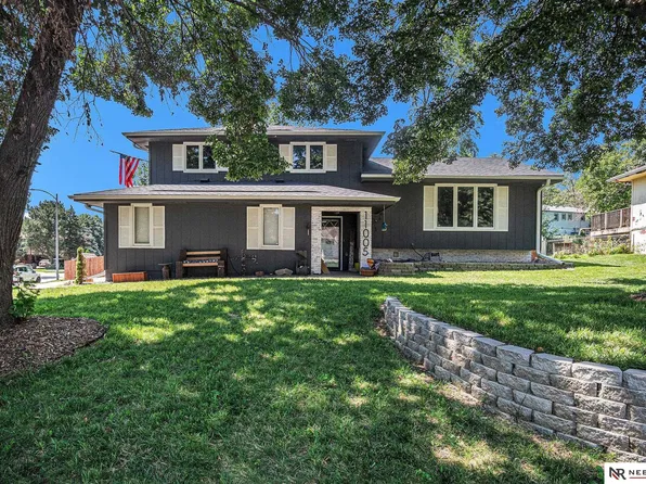 11005 V St, Omaha, NE 68137