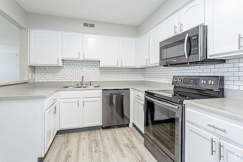 SWRenKitchen1