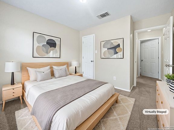 4th image of 406 S WATER LN