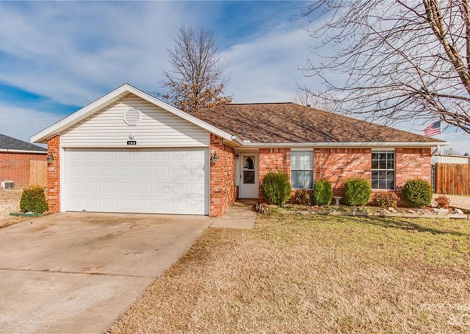 1st image of 190 Sun Meadow Dr