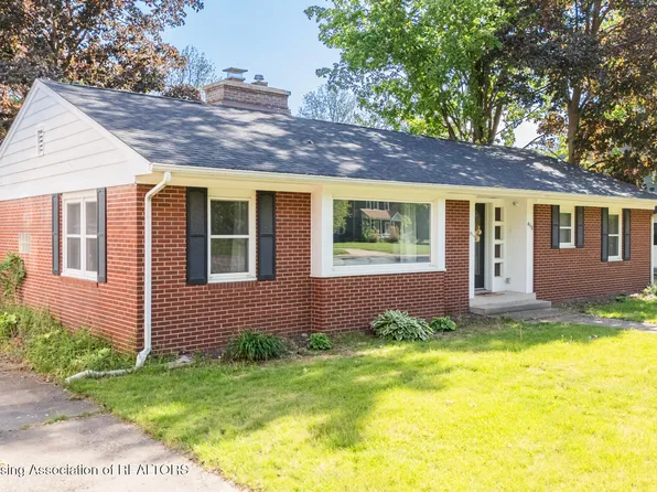 415 W Lawrence Ave, Charlotte, MI 48813