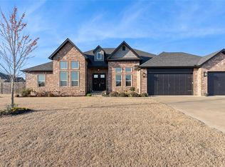 819 Flycatcher Trce, Springdale, AR 72762