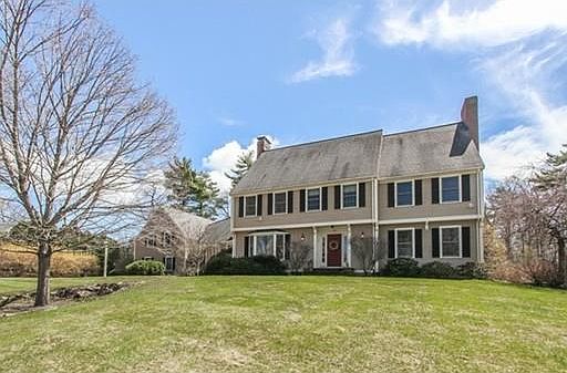 1st image of 10 Charles Davis Dr