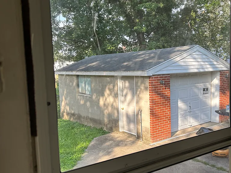 1923 Wessel Ave #1925 — Photo 5
