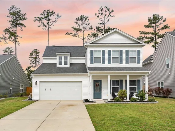 135 Lucca Dr, Summerville, SC 29486