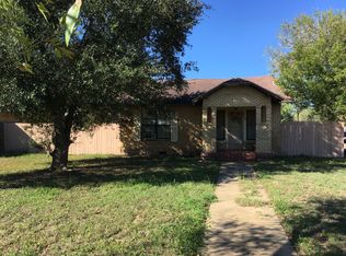 805 S Texas St, Mercedes, TX 78570
