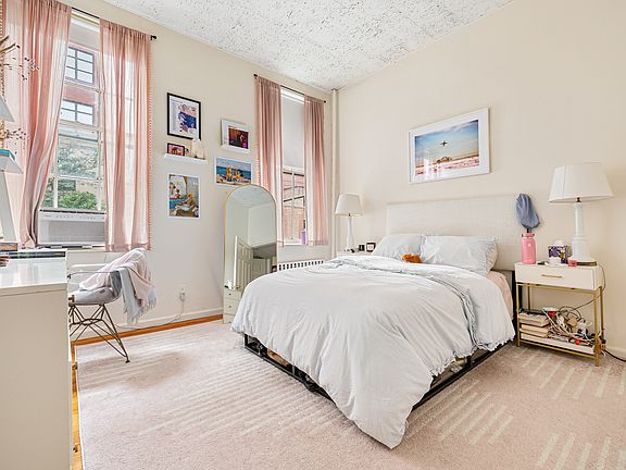 4th image of 70 Morton St #1