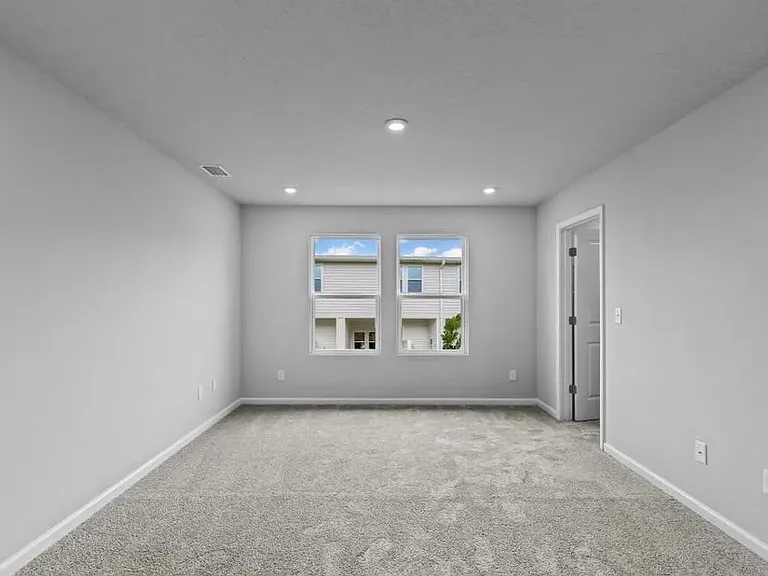 Katherine St — Photo 7