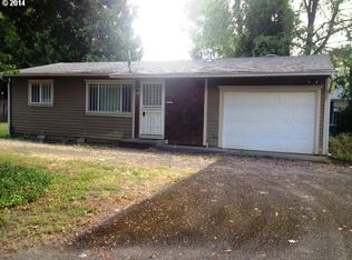 16612 NE Halsey St, Portland, OR 97230