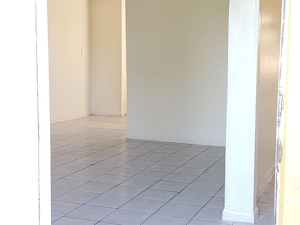1st image of 2049 Canal St APT 2