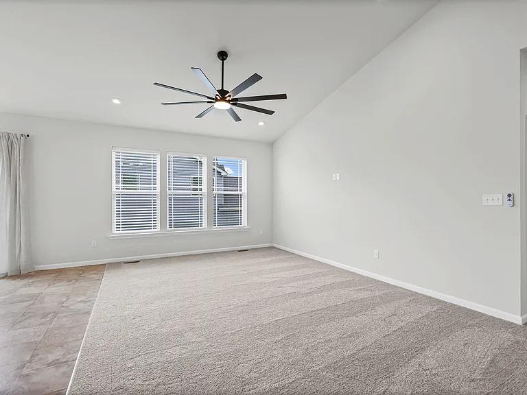 538 Ryehill Dr — Photo 19