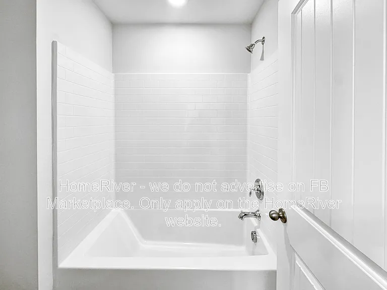 216 Sundrop St — Photo 16
