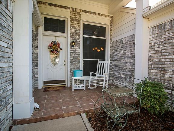 4th image of 4438 Cabot Dr