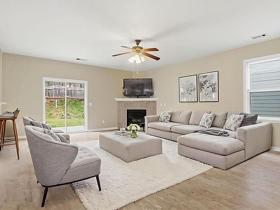 4th image of 507 Waterfall Dr