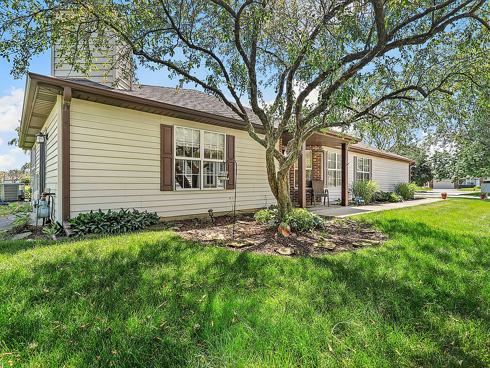 1st image of 20829 W Hickory Ct