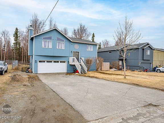 3rd image of 750 W Fern Ave