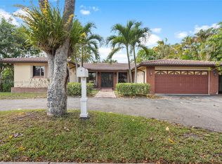14502 Rosewood Rd, Miami Lakes, FL 33014
