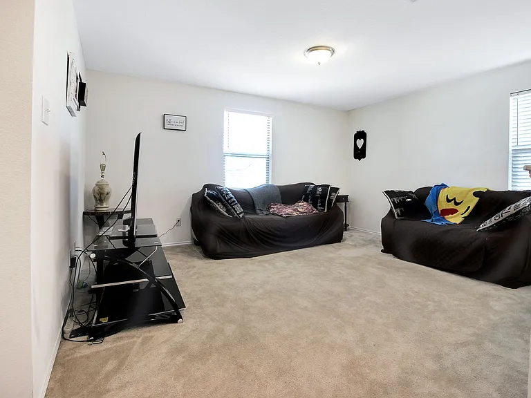 668 Bailey Park Dr — Photo 13