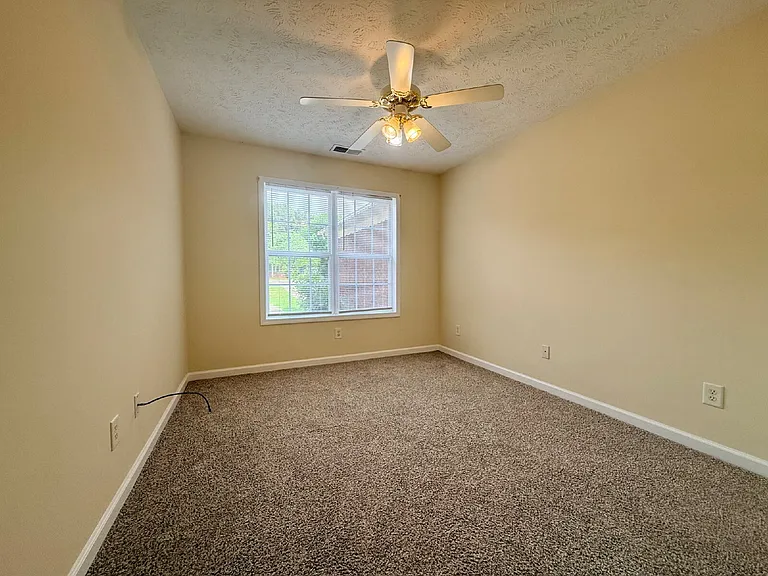 522 Longview Dr #A — Photo 16