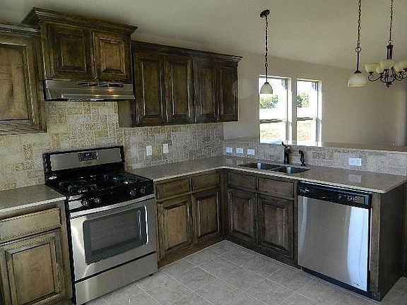 2nd image of 10537 NW 35th St