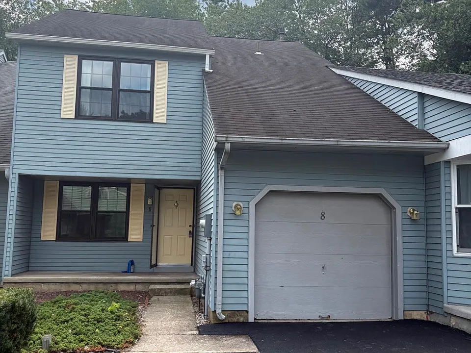 8 Partridge Ct