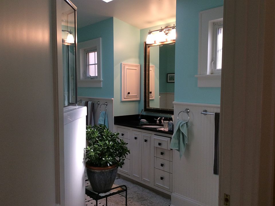 New Main Floor Bath