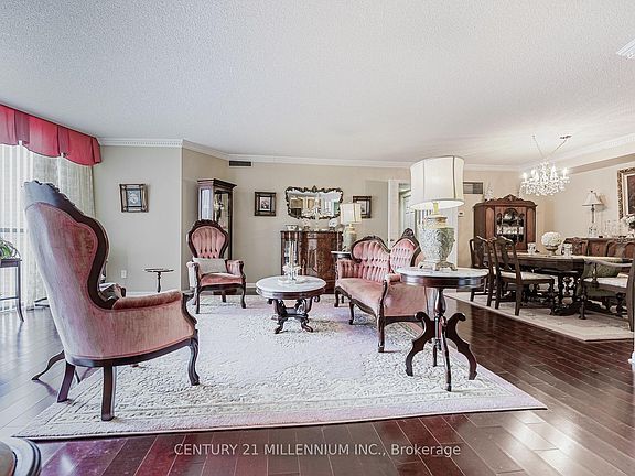 5th image of 1230 Marlborough Ct #210