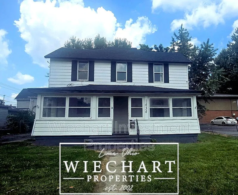 4 bed, 2.0 bath, 2000 sqft, $1,595 — Photo 1