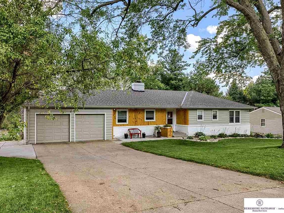 1st image of 1141 S 94th St