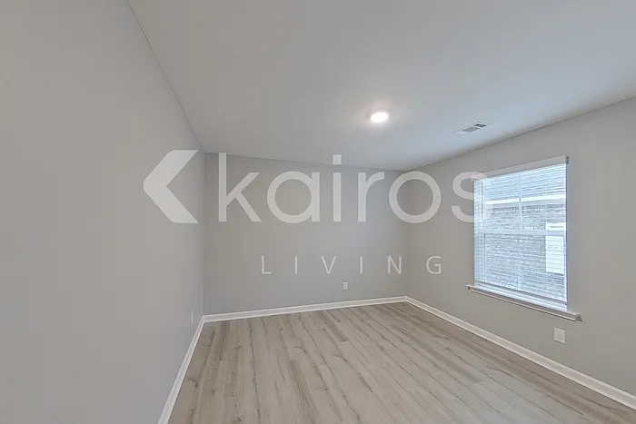 102 Denise Dr — Photo 16