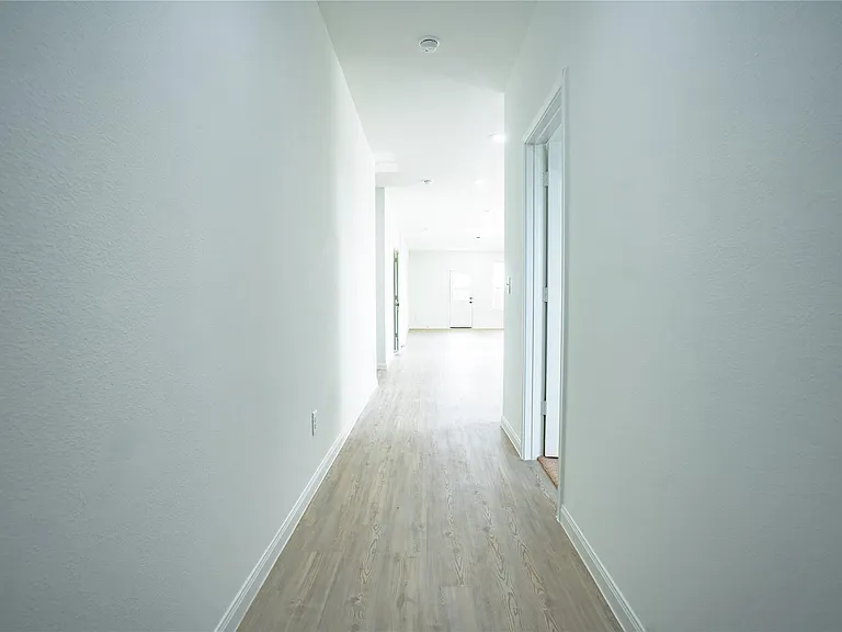 23902 Tillage Ln — Photo 3