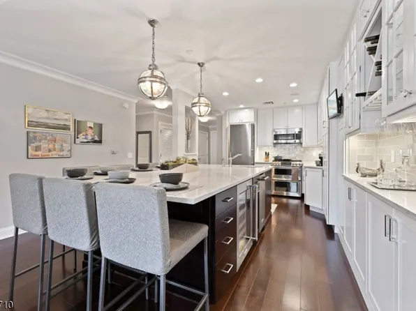 48 S Park St Unit 215 #215, Montclair Twp., NJ 07042