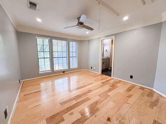 4th image of 6127 Willowcrest Ct