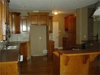 5th image of 9611 N Adrian Ave