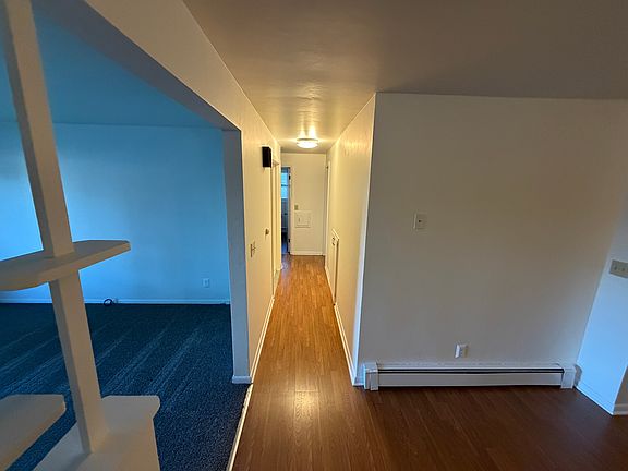 5th image of 1302 S 9th St