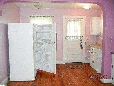 5th image of 343 Knecht Dr
