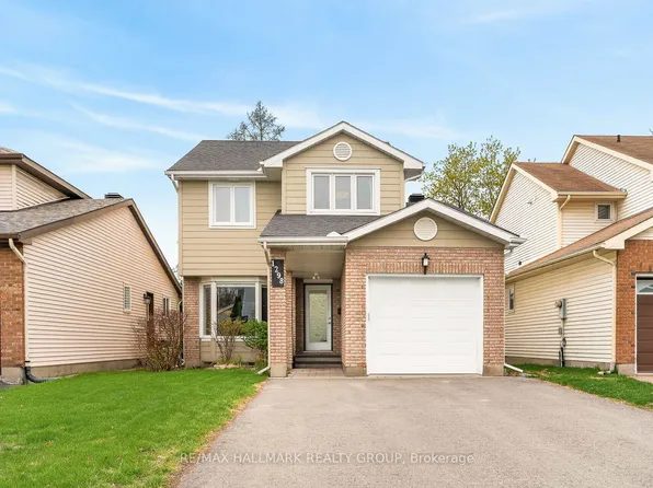 1298 Famlit Ct, Ottawa, ON K1J 9A1