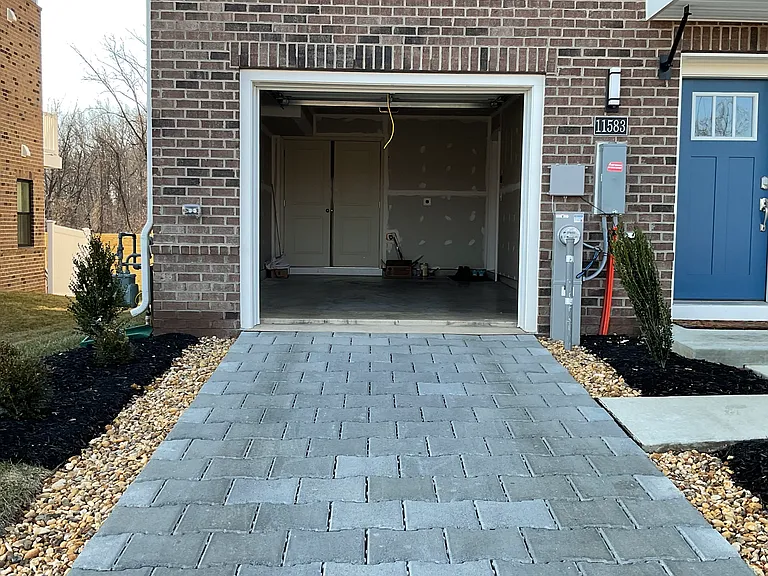 11583 Kirkleigh Dr — Photo 4