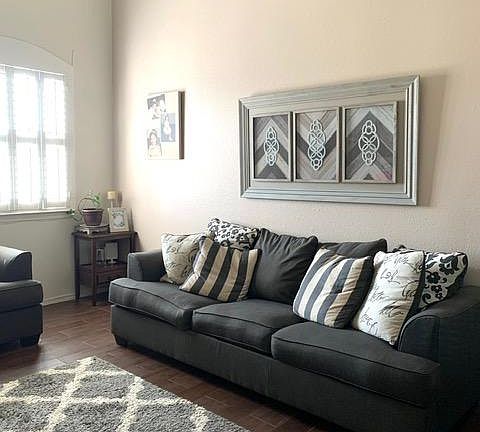 5th image of 4765 Hugo Reyes Dr