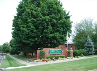 1134 1b Valley Rd, Wayne, NJ 07470